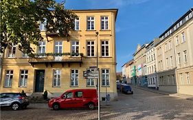 Das Ferienapartment Alexandrine direkt am Pfaffenteich mit eigenem Parkplatz